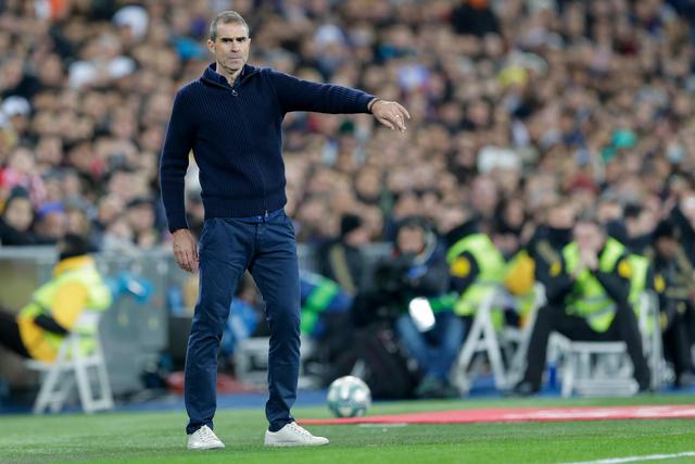 王俊杰18+7+6宁波送上海四连败 洛夫顿18+10